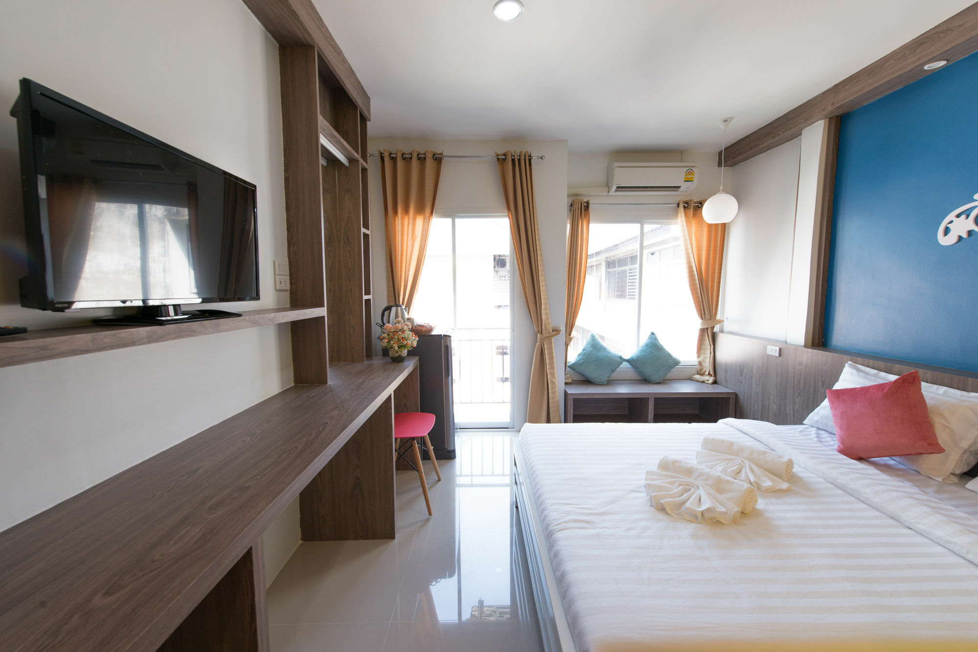 Le Clarita Aparthotel Банкок Екстериор снимка