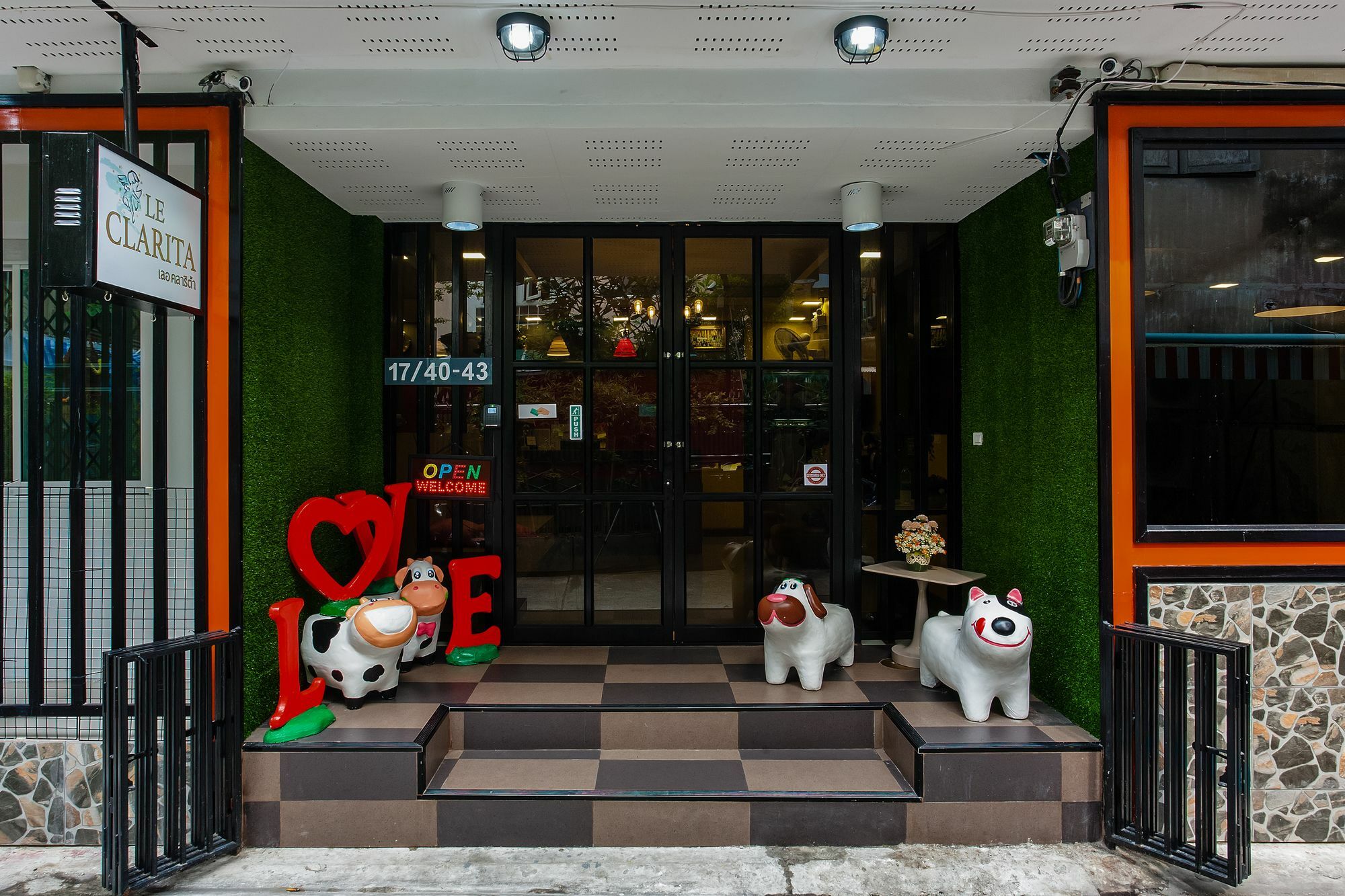 Le Clarita Aparthotel Банкок Екстериор снимка